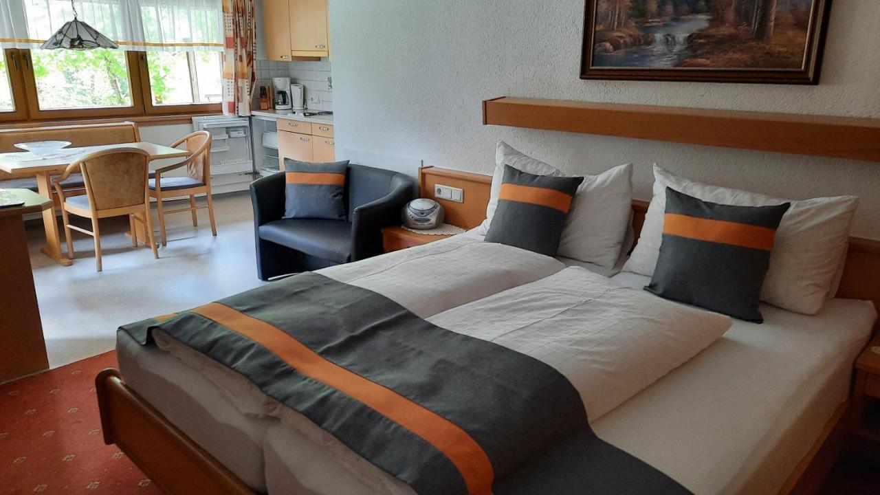 Gaestehaus Almrausch, Ferienanlage Mit Pool Nassereith Dış mekan fotoğraf