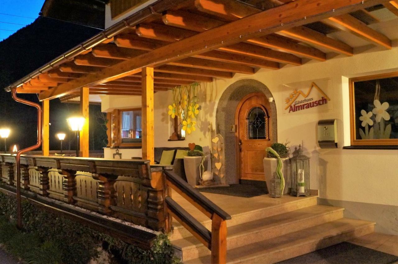 Gaestehaus Almrausch, Ferienanlage Mit Pool Nassereith Dış mekan fotoğraf