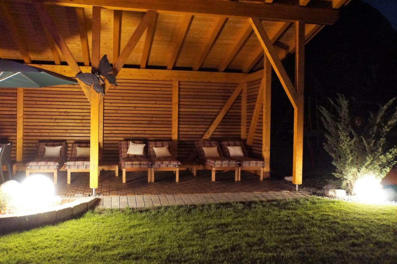 Gaestehaus Almrausch, Ferienanlage Mit Pool Nassereith Dış mekan fotoğraf